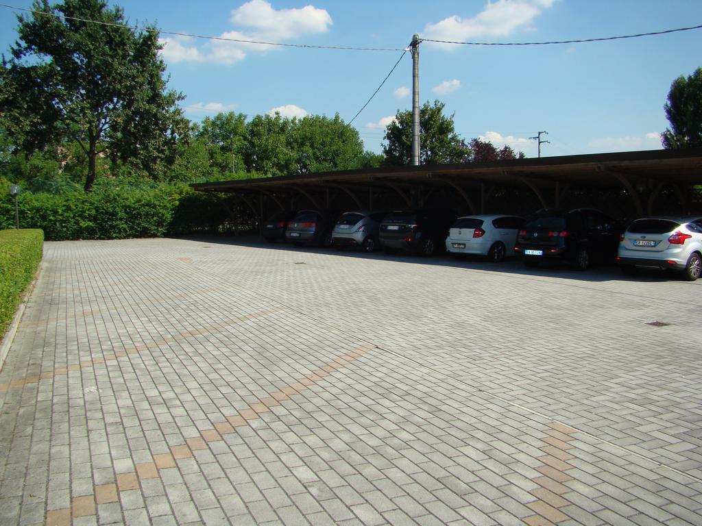 Hotel Tenuta Santo Stefano Campagnola Emilia Exterior photo